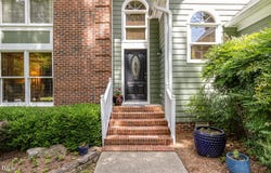108 Hanover Place, Chapel Hill, NC 27516