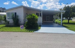 6137 Mission Viejo, Zephyrhills, FL 33542