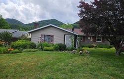 112 N FREDERICK AVE, RIDGELEY, WV 26753