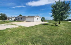 205 Pennsylvania Avenue, Postville, IA 52161
