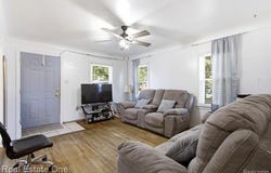 6684 Rockdale Street, Dearborn Heights, MI 48127