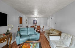 133 Fordson Ave Avenue, Cranston, RI 02910