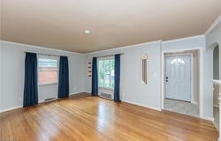 533 Kenilworth Road, Bay Village, OH 44140