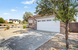 15 W DESERT VISTA Trail, San Tan Valley, AZ 85143