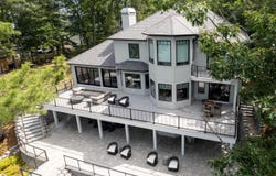 5568 LAKEVIEW DRIVE, INTERLOCHEN, MI 49643