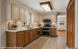 26 Pent Road, Branford, CT 06405