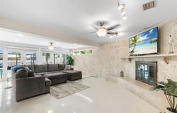 4620 Fillmore St, Hollywood, FL 33021