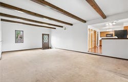 903 E 12th Street, Vinton, IA 52349