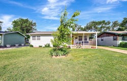 3213 S Everett St, Wichita, KS 67217