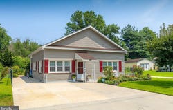 70 PRINCETON AVENUE, WEST DEPTFORD, NJ 08096