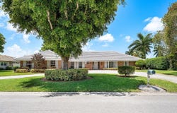 489 S Country Club Drive, Atlantis, FL 33462