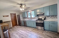 426 N Main St, Paullina, IA 51046