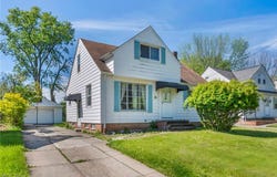 15812 Grant Avenue, Maple Heights, OH 44137