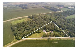 N8950 Jordan Rd, Waterloo, WI 53594
