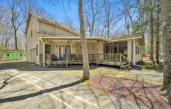 76 Thomas Lane, Albrightsville, PA 18210