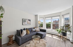 720 3rd Avenue NE 312, Minneapolis, MN 55413