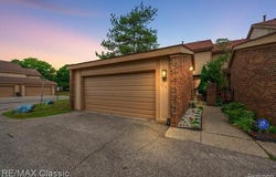 5318 Wright Way S Wright Way S, West Bloomfield Twp, MI 48322