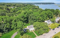 2 Seaview Lane, Mount Sinai, NY 11766