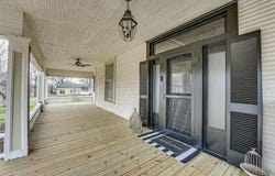 1515 Caddo Street, Commerce, TX 75428
