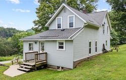 5552 Schilling Hill Road NW, New Philadelphia, OH 44663