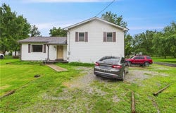 300 E Mason Street, La Monte, MO 65337