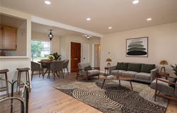 442 Saint Augustine Avenue, Claremont, CA 91711