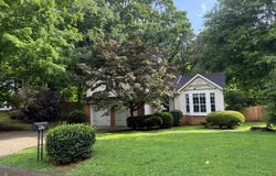 1035 Towne Manor, Kennesaw, GA 30144