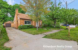 1261 Graf Street, Muskegon, MI 49442
