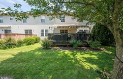 2621 PENNS RIDGE BOULEVARD, EASTON, PA 18040