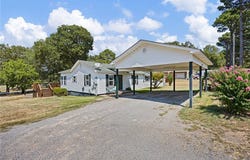 1207 E Rock Street, Morrilton, AR 72110