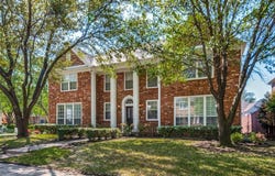 2204 Yaupon Drive, Irving, TX 75063