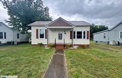 813 HUGHES ST, Danville, VA 24541