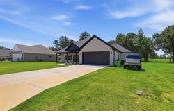 139 Hayden Dr, Beebe, AR 72012