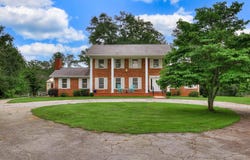 711 Augusta St Ext, Mccormick, SC 29835