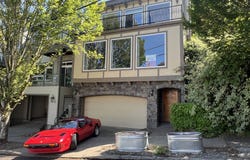 1616 SW MONTGOMERY ST, Portland, OR 97201
