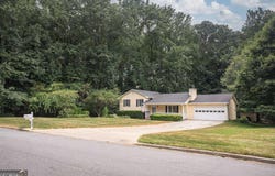 1484 Lakemont, Grayson, GA 30017