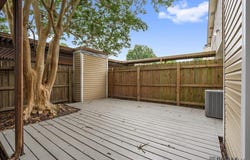 9855 Siegen Ln, Baton Rouge, LA 70810