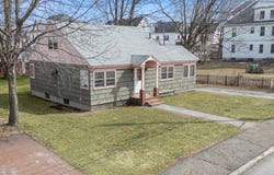 234 Foster St, Lowell, MA 01851