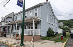 300 S 2ND Street, SAINT CLAIR, PA 17970