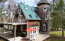 832 Main Road, Islesboro, ME 04848