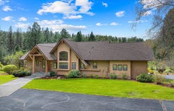 13609 W Charles Rd, Nine Mile Falls, WA 99026