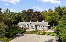 116 W Hill Street, Leland, MI 49654