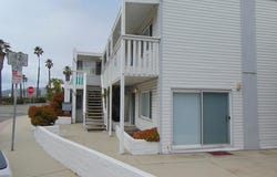 2011 Pierpont Boulevard, Ventura, CA 93001