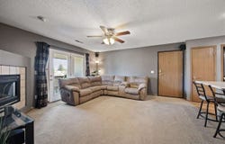 130 Shannon Dr, NorthLiberty, IA 52317