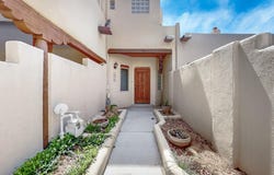 3239 La Paz Lane, Santa Fe, NM 87507
