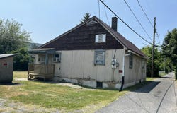 2154 ROYAL AVENUE, Williamsport, PA 17701