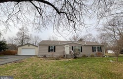 490 WALNUT Street, FELTON, DE 19943