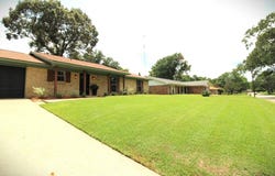 818 Clinton, Athens, TX 75751