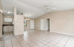 302 NE 10th Terrace, Cape Coral, FL 33909