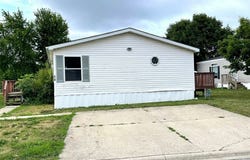 616 Linda Lane, Lynwood, IL 60411